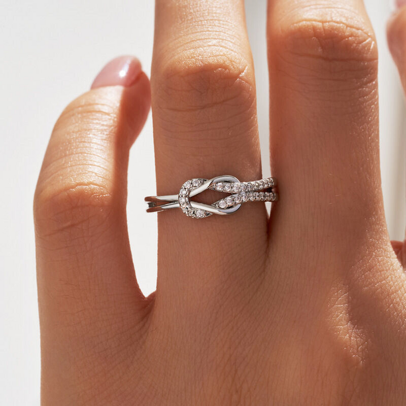 Anello Nodo da Donna in Argento Sterling 925